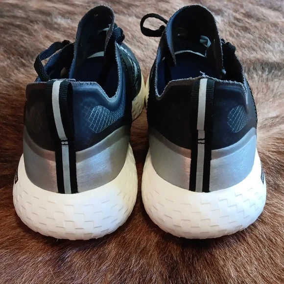 Cole Haan Zerogrand Outpace running shoes - Picture 3 of 8